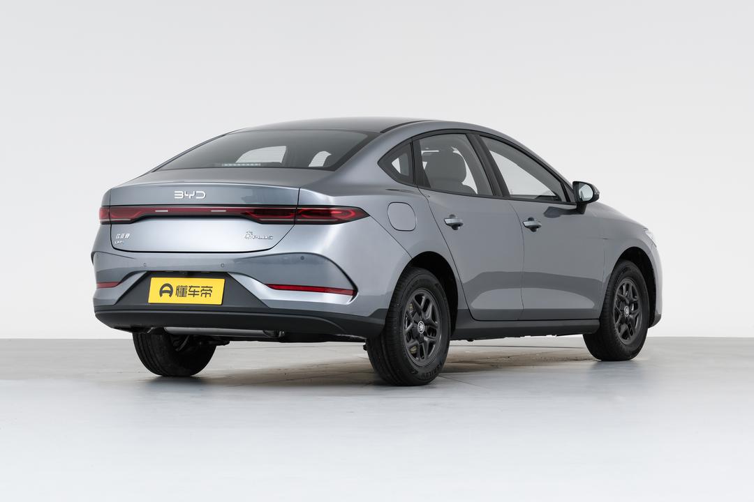 BYD Qin PLUS DM 2026, фото 7