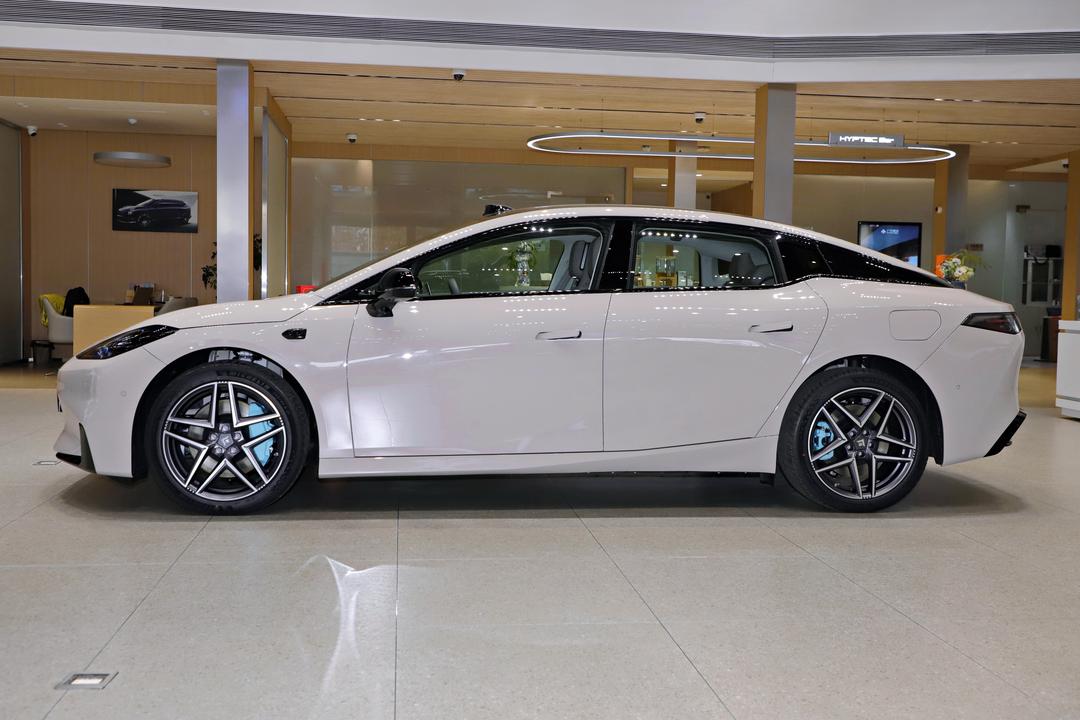 GAC Hyptec GT 2026, фото 4