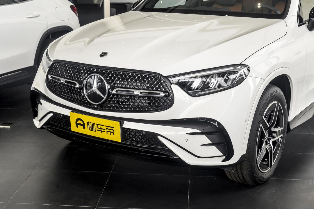 Mercedes-Benz GLC Coupe 2026, фото 9