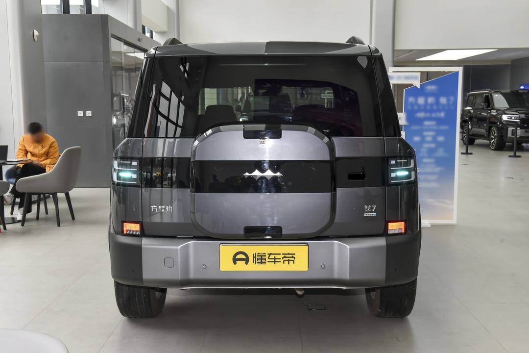 BYD Titan 7 PHEV 2026, фото 6