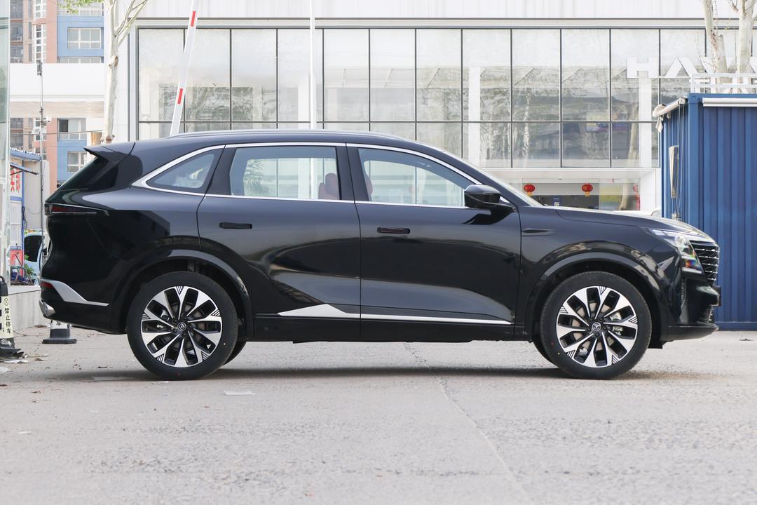 Changan CS75 PLUS 2026, фото 8