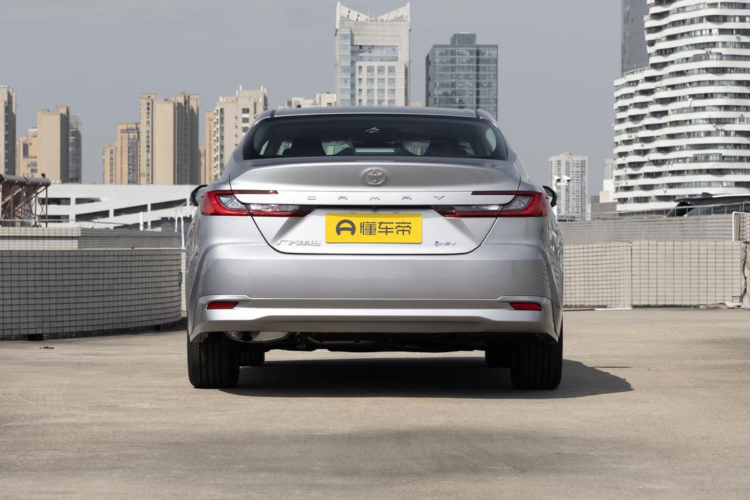 Toyota Camry 2026, фото 6