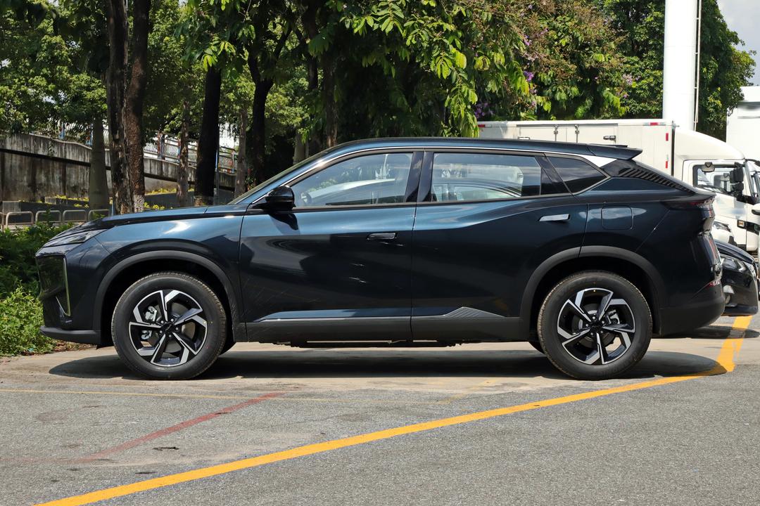 Dongfeng L7 PHEV 2026, фото 4