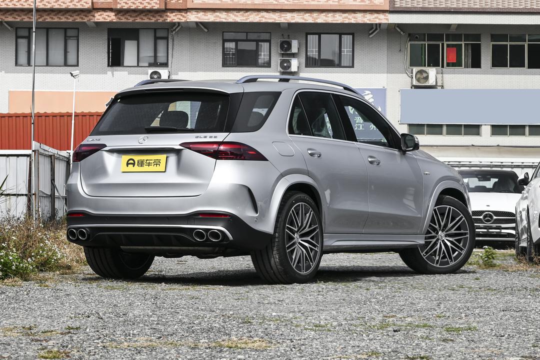 Mercedes-Benz GLE AMG 2026, фото 7