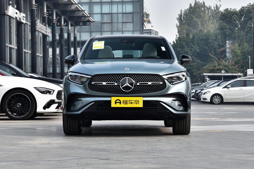 Mercedes-Benz GLC Coupe 2026, фото 2