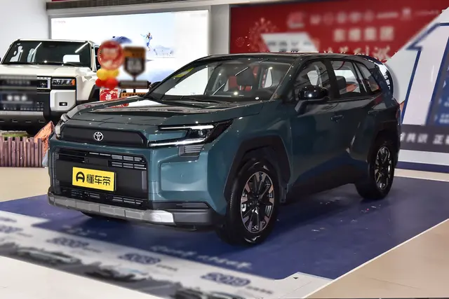 Toyota RAV4 2026 — купить из Китая под заказ