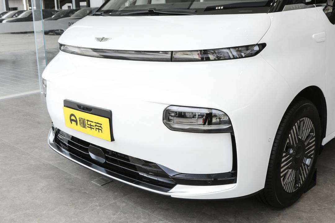 Geely Yizhen L380 2026, фото 9