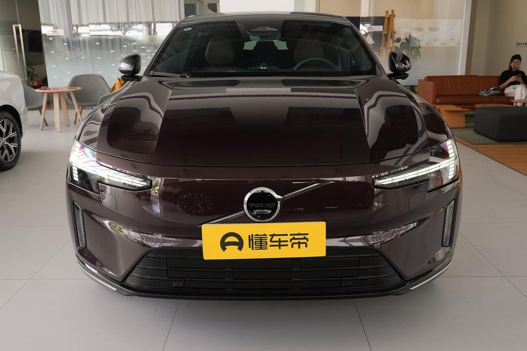 Volvo ES90 2026, фото 12