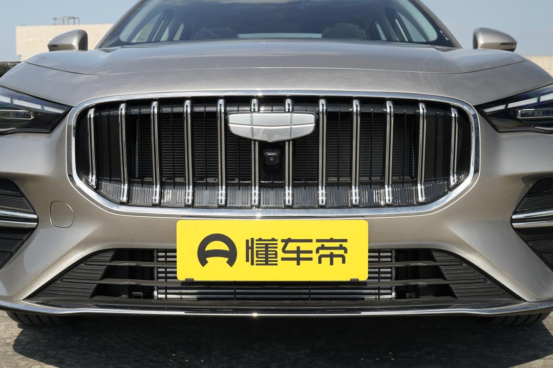 Geely Emgrand 2026, фото 10