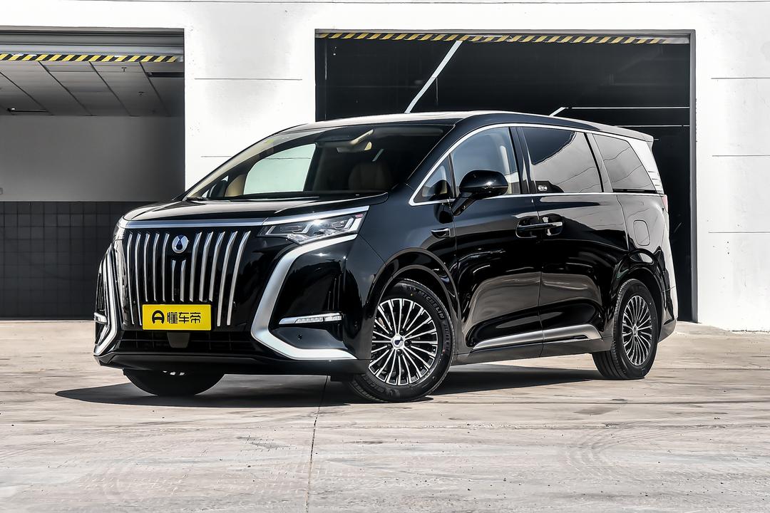 Denza D9 EV