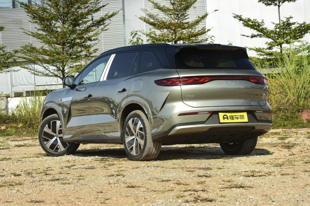 BYD Tang L EV 2026, фото 5