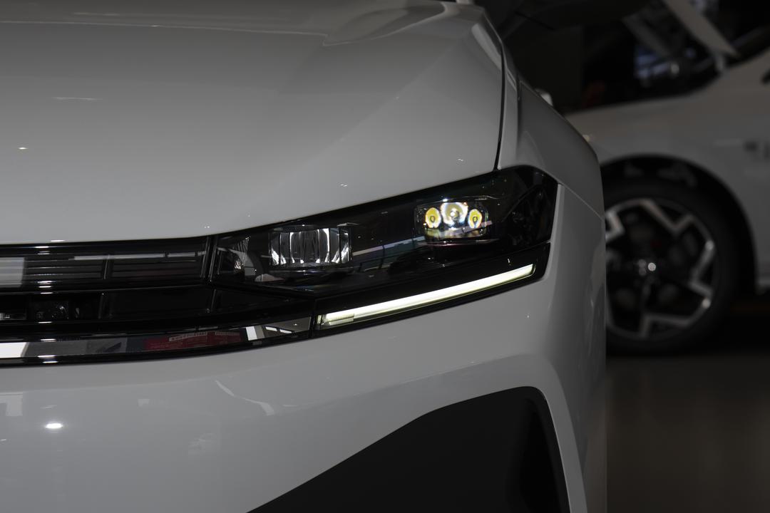 Volkswagen Sagitar 2026, фото 12