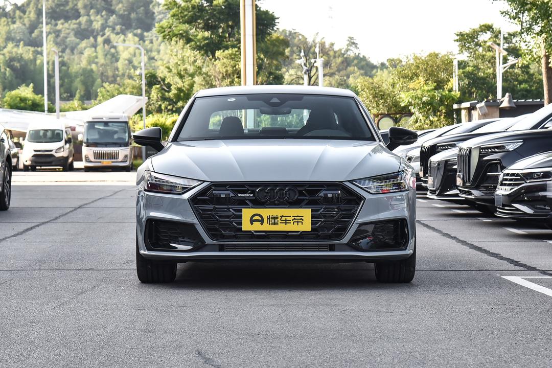 Audi A7L 2026, фото 2