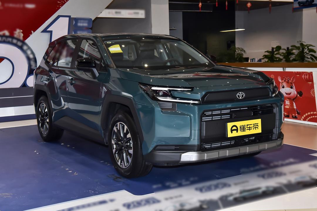 Toyota RAV4 2026, фото 3