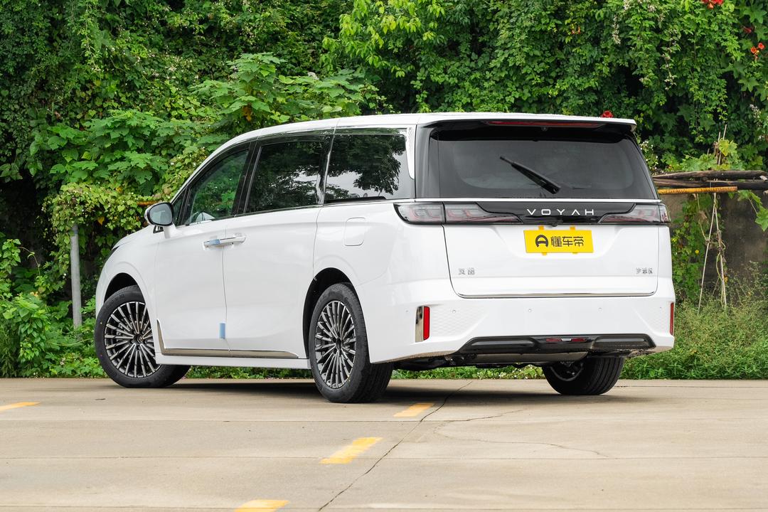 Voyah Dream PHEV 2026, фото 5