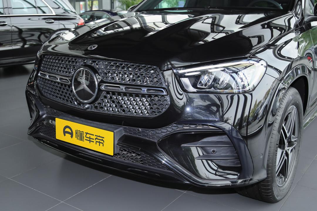 Mercedes-Benz GLE Coupe 2026, фото 9