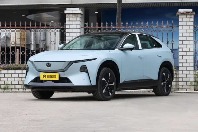 Mazda EZ-60 2026 — купить из Китая под заказ