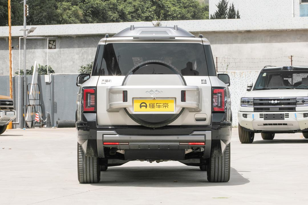 BYD Fangchengbao Leopard 8 2026, фото 6