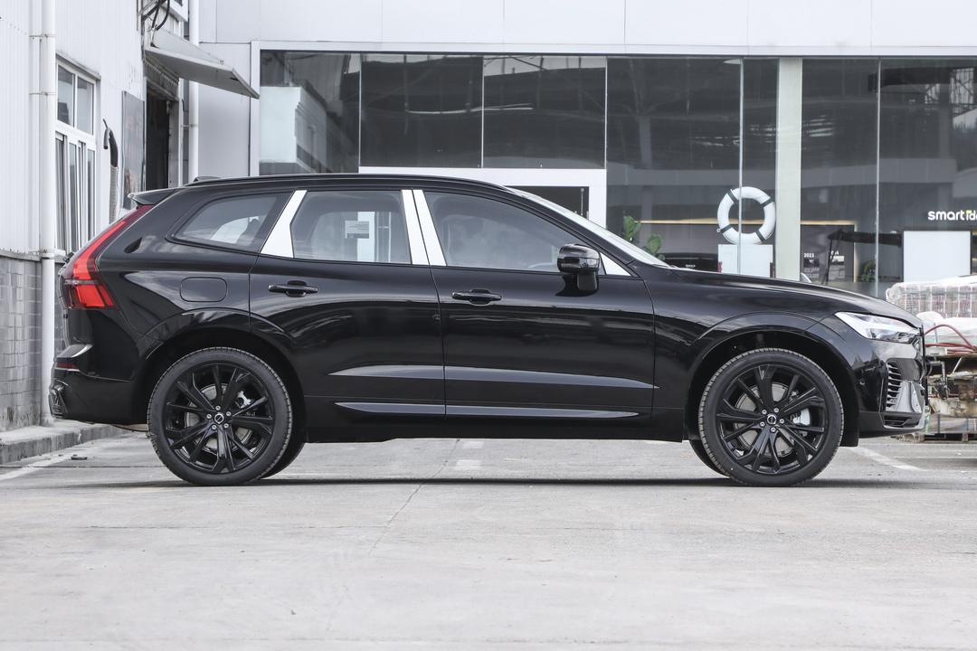 Volvo XC60 PHEV 2026, фото 8