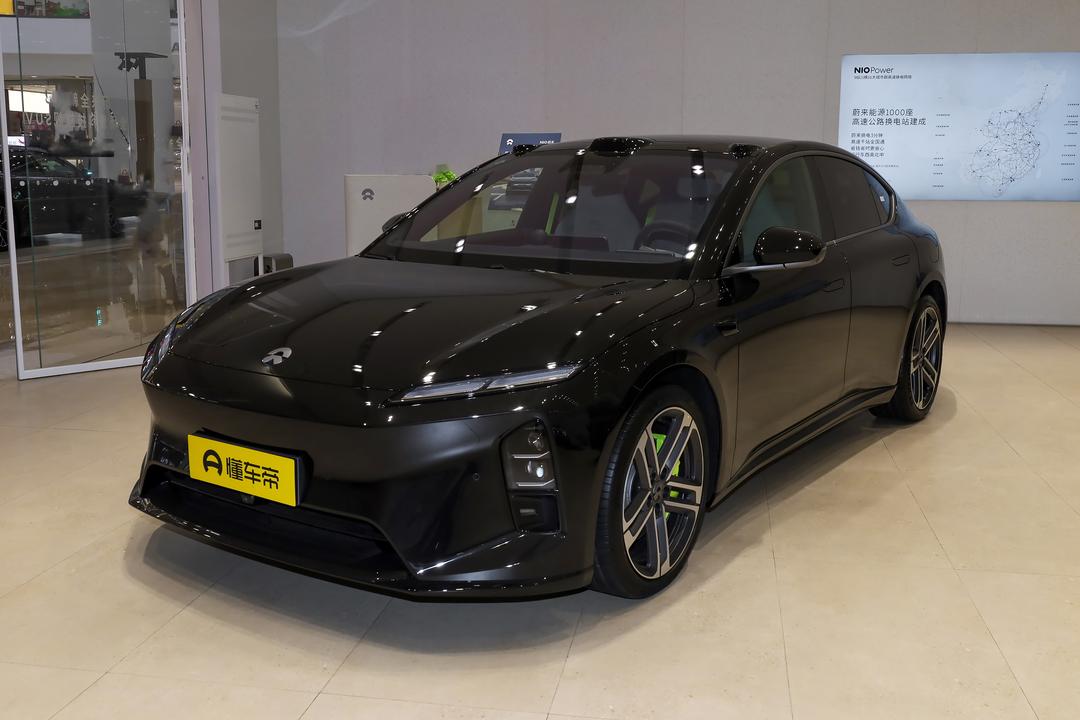 NIO ET5