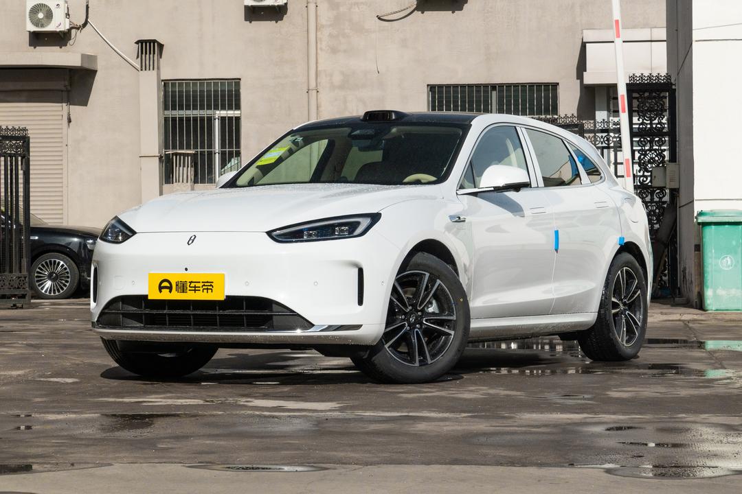 AITO M5