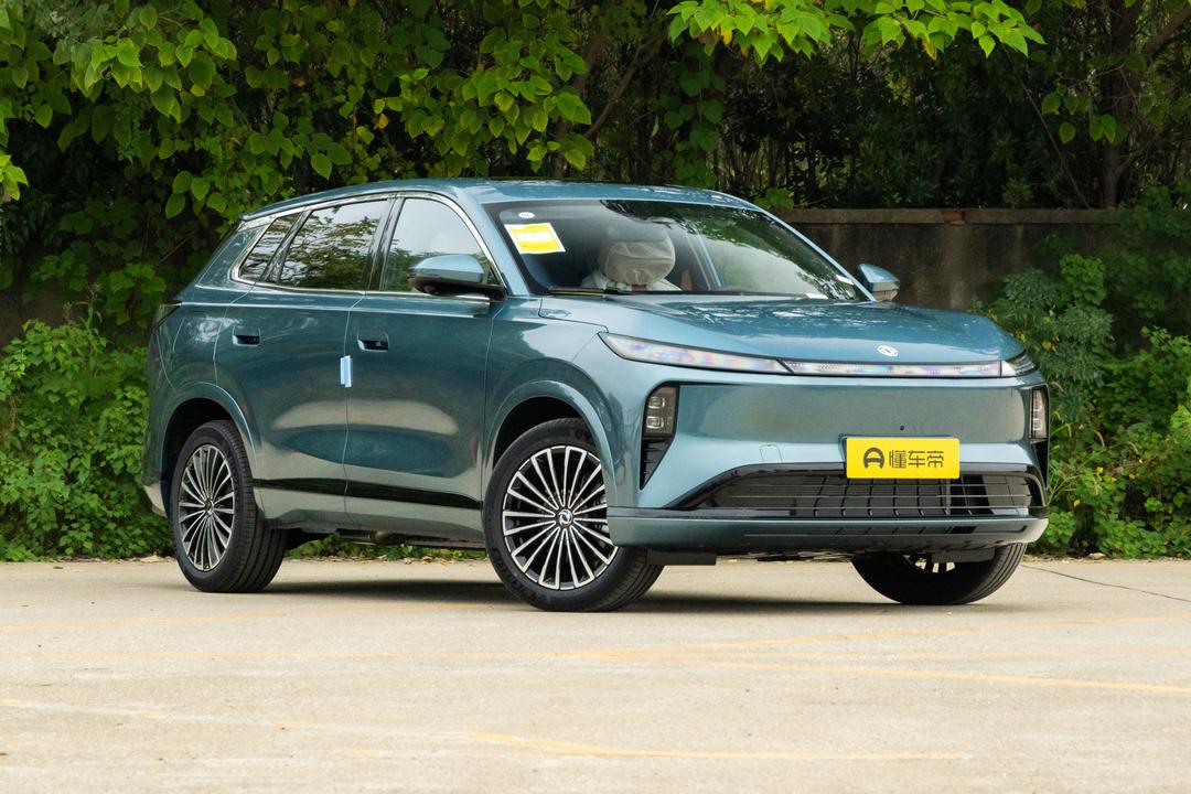 Dongfeng L8 PHEV 2026, фото 3