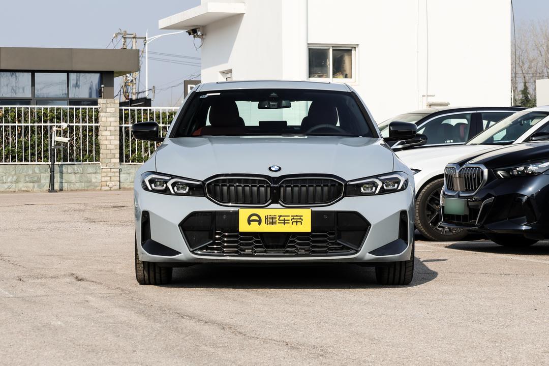 BMW 3 Series 2026, фото 2