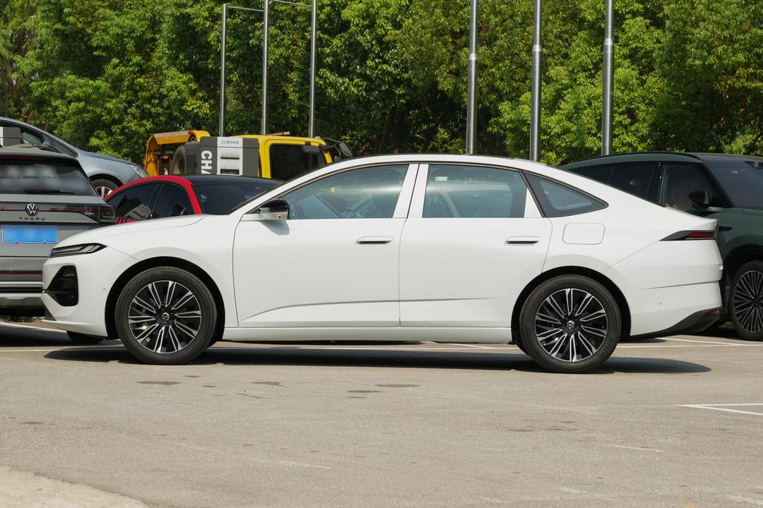 Volkswagen ID. ERA 5S 2026, фото 4