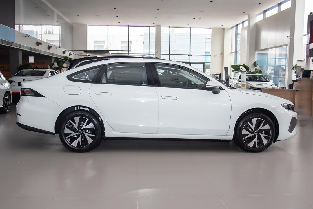 Volkswagen Sagitar 2026, фото 8
