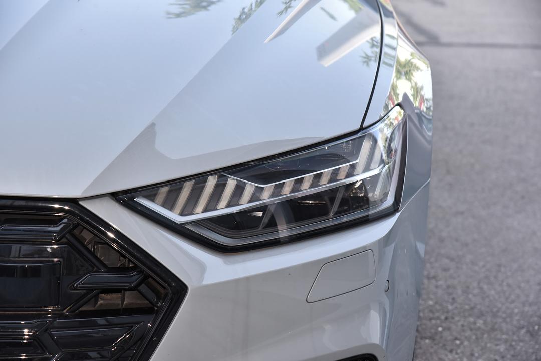 Audi A7L 2026, фото 11