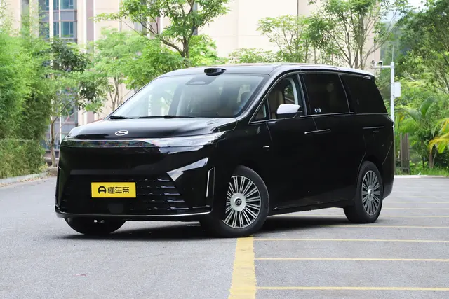 GAC E8 PHEV 2026 — купить из Китая под заказ