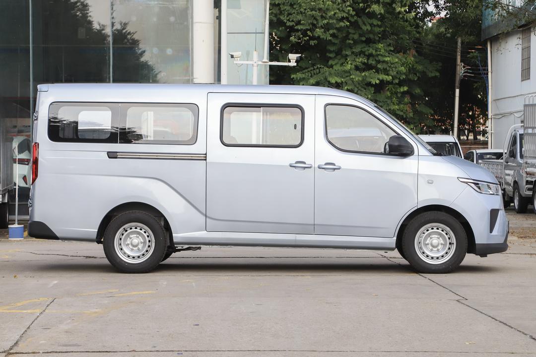 Wuling Yangguang 2026, фото 8