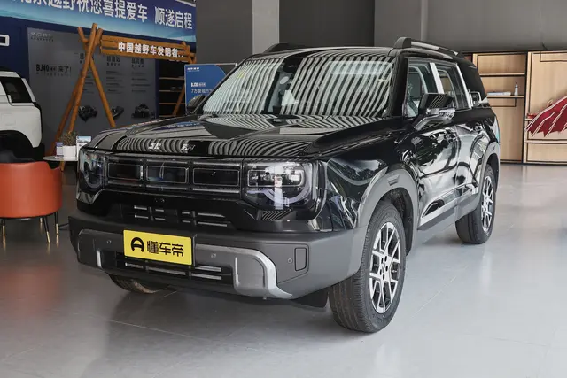 BAIC BJ30 2026 — купить из Китая под заказ