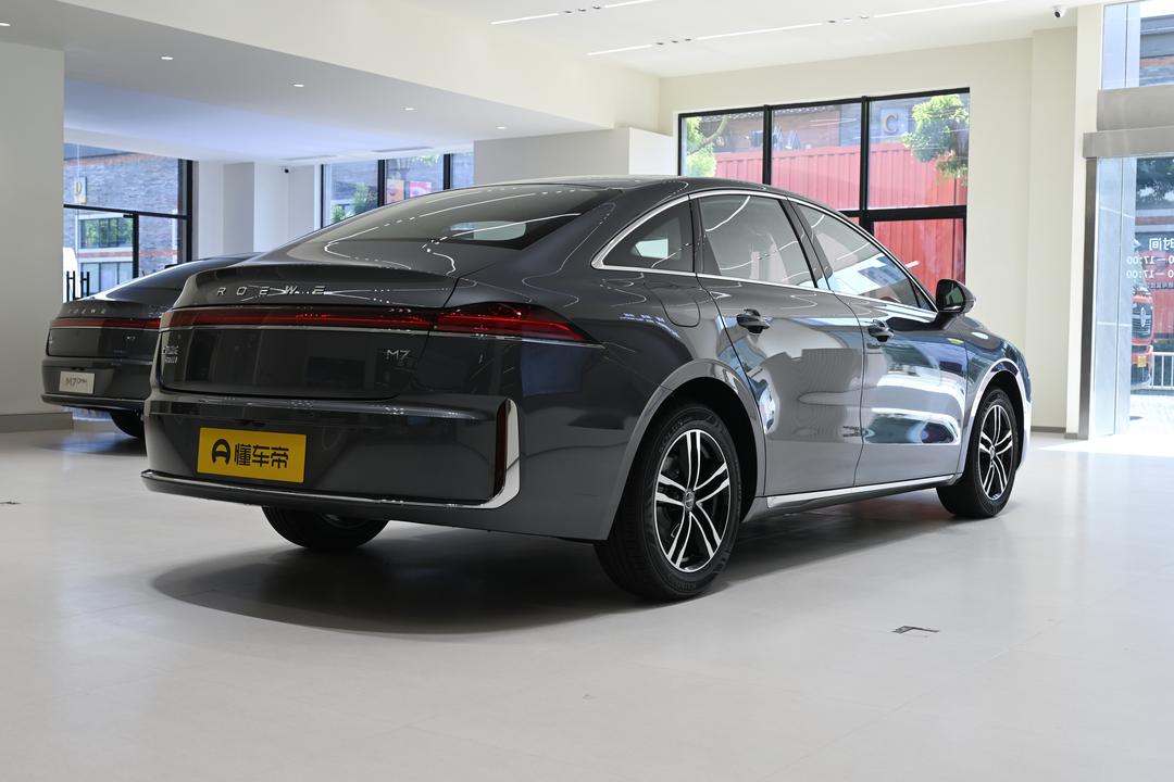 Roewe M7 DMH 2026, фото 7