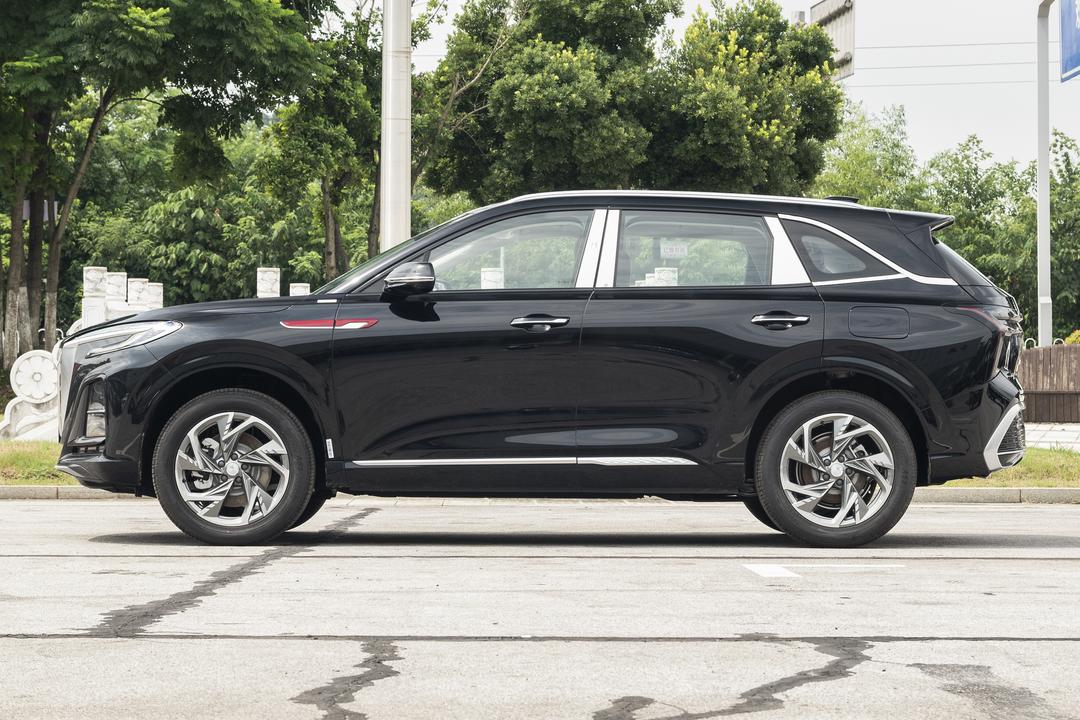Hongqi HS3 PHEV 2026, фото 4