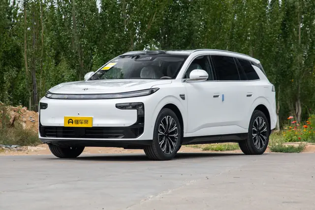 Dongfeng M8 2026 — купить из Китая под заказ