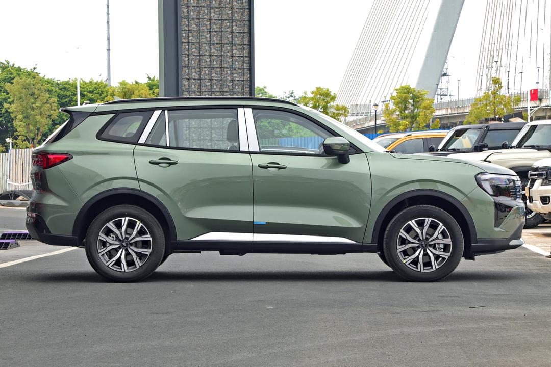 Ford EQUATOR Sport 2026, фото 8