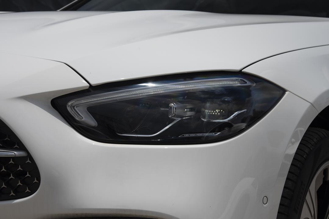 Mercedes-Benz C-Class 2026, фото 14