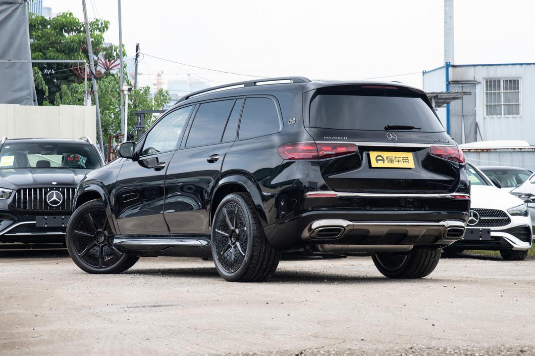 Mercedes-Benz Maybach GLS 2026, фото 5