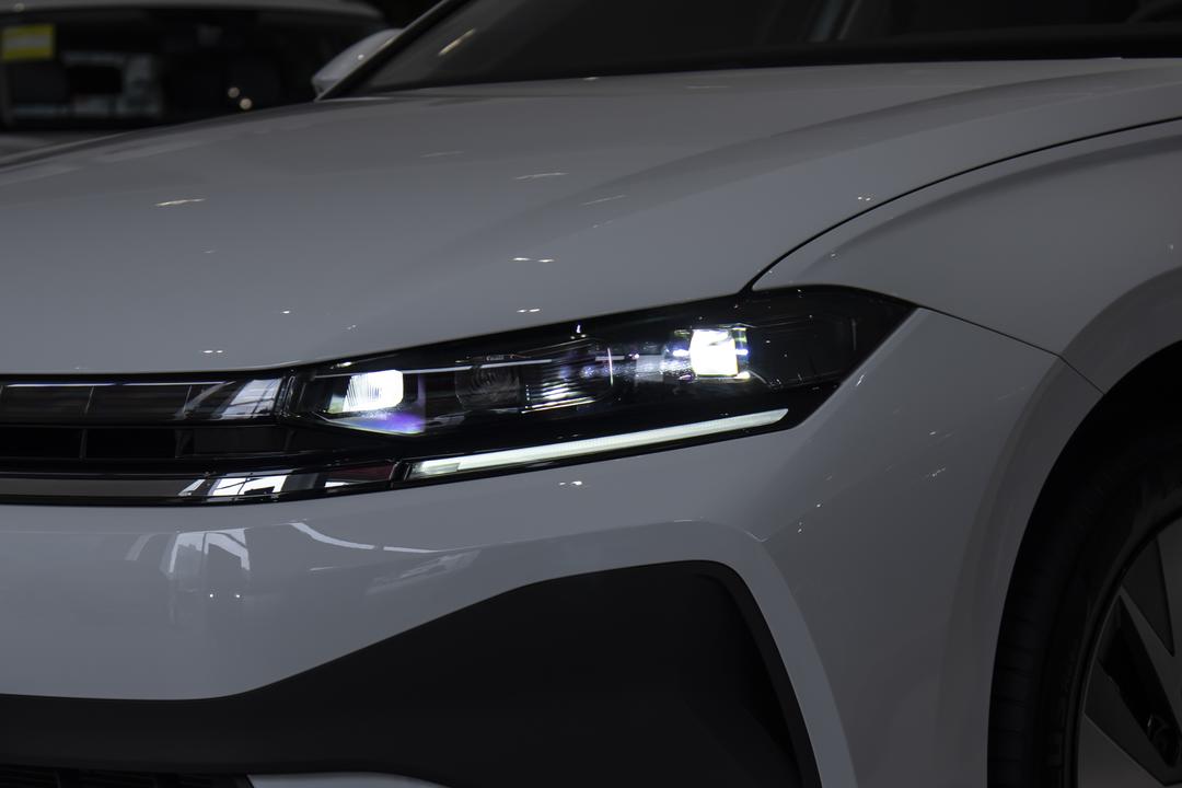 Volkswagen Sagitar 2026, фото 14