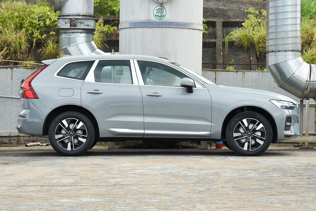 Volvo XC60 2026, фото 8