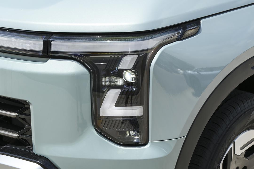 Dongfeng Zhengzhou Z9 GE PHEV 2026, фото 13