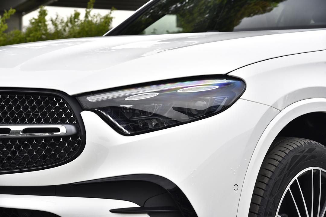 Mercedes-Benz GLC-Class 2026, фото 13