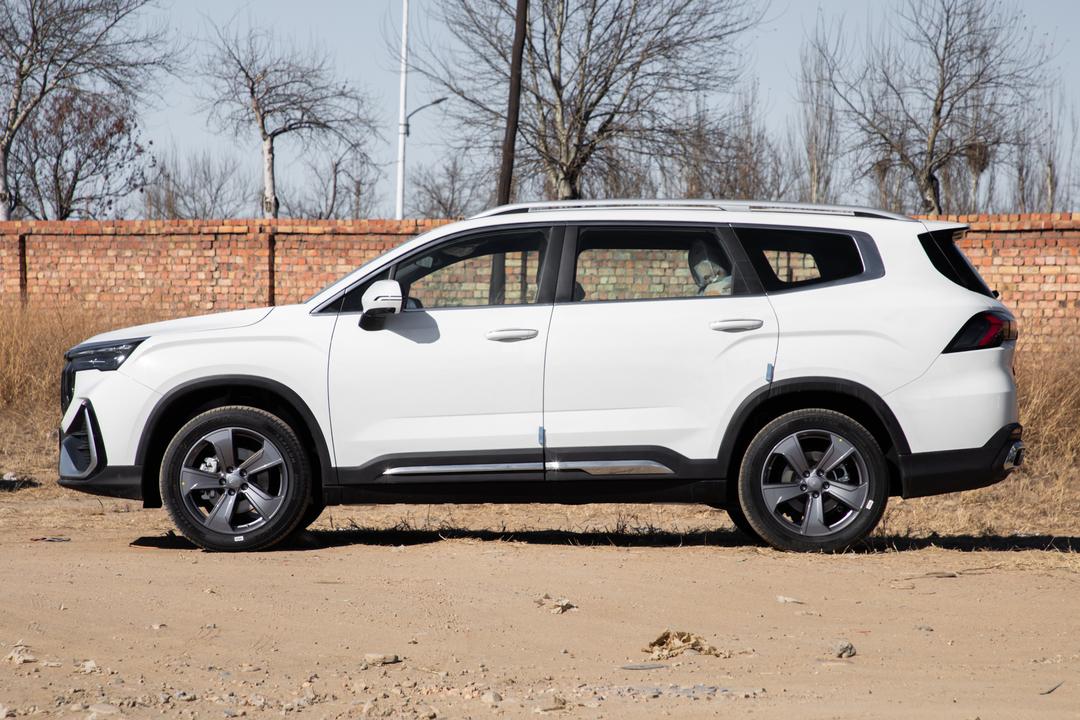 Geely Okavango 2026, фото 4
