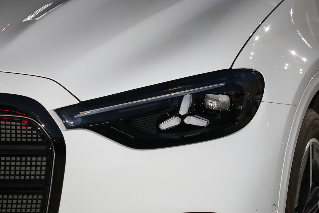 Mercedes-Benz GLC EV 2026, фото 13