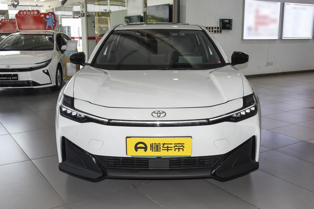 Toyota bZ3 2026, фото 2