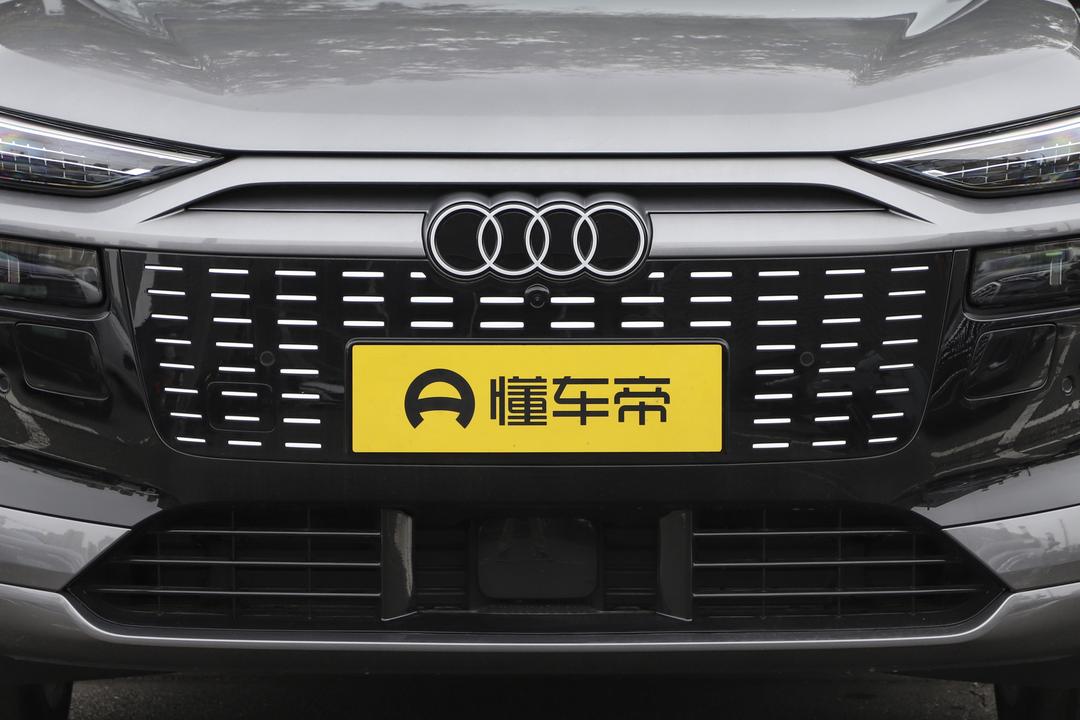 Audi Q6L e-tron 2026, фото 10
