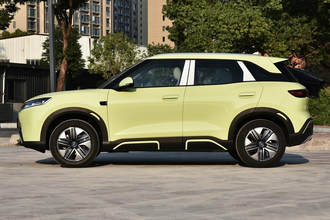 BYD Yuan UP 2026, фото 4