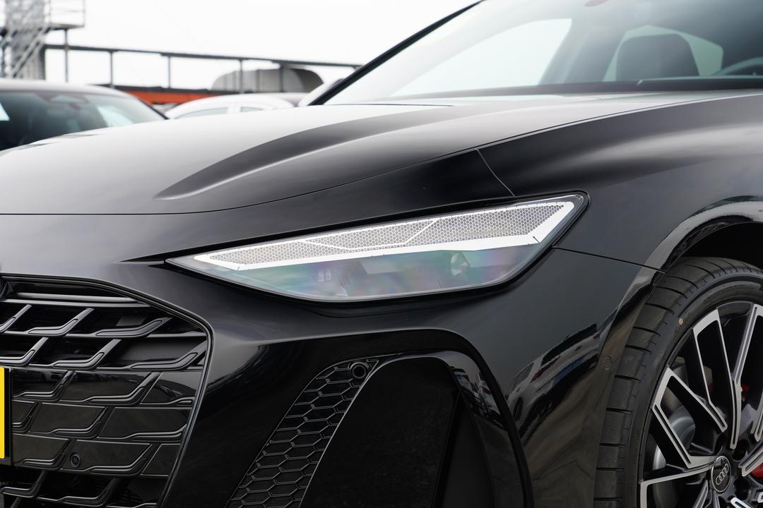 Audi A6L 2026, фото 13