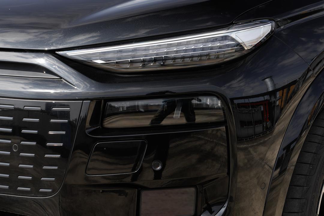 Audi Q6L e-tron 2026, фото 13